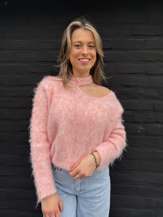 L’Esstiel trui met “cut-out” aan hals