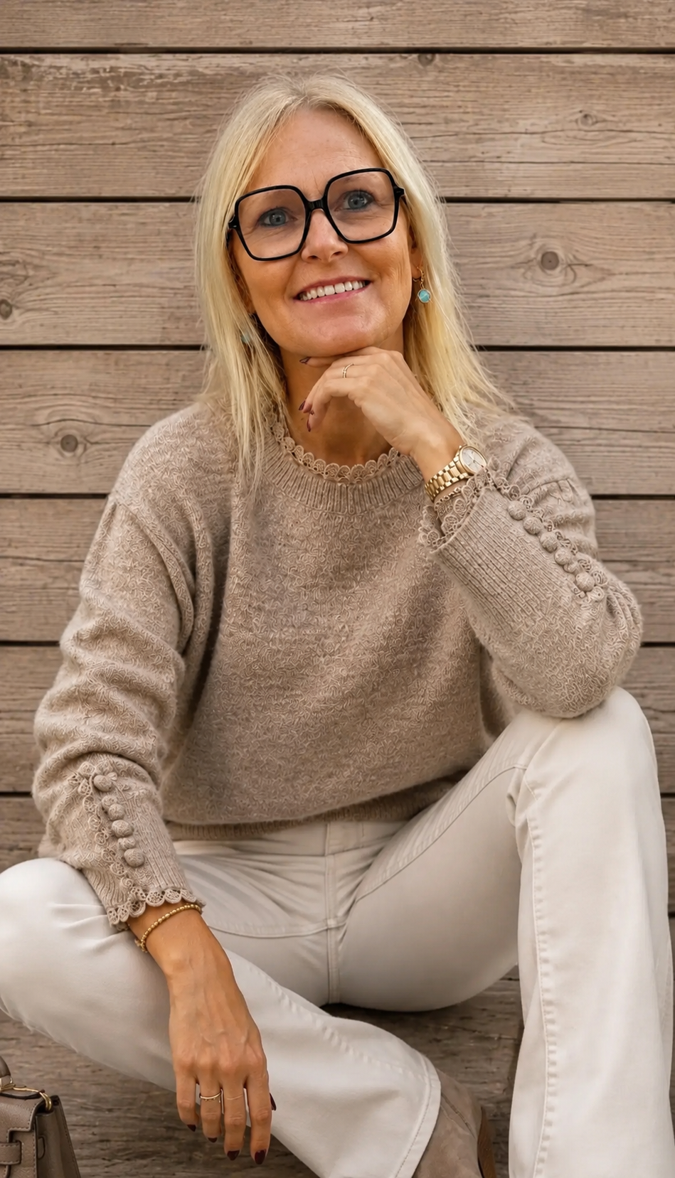 Trui met kanten boordje