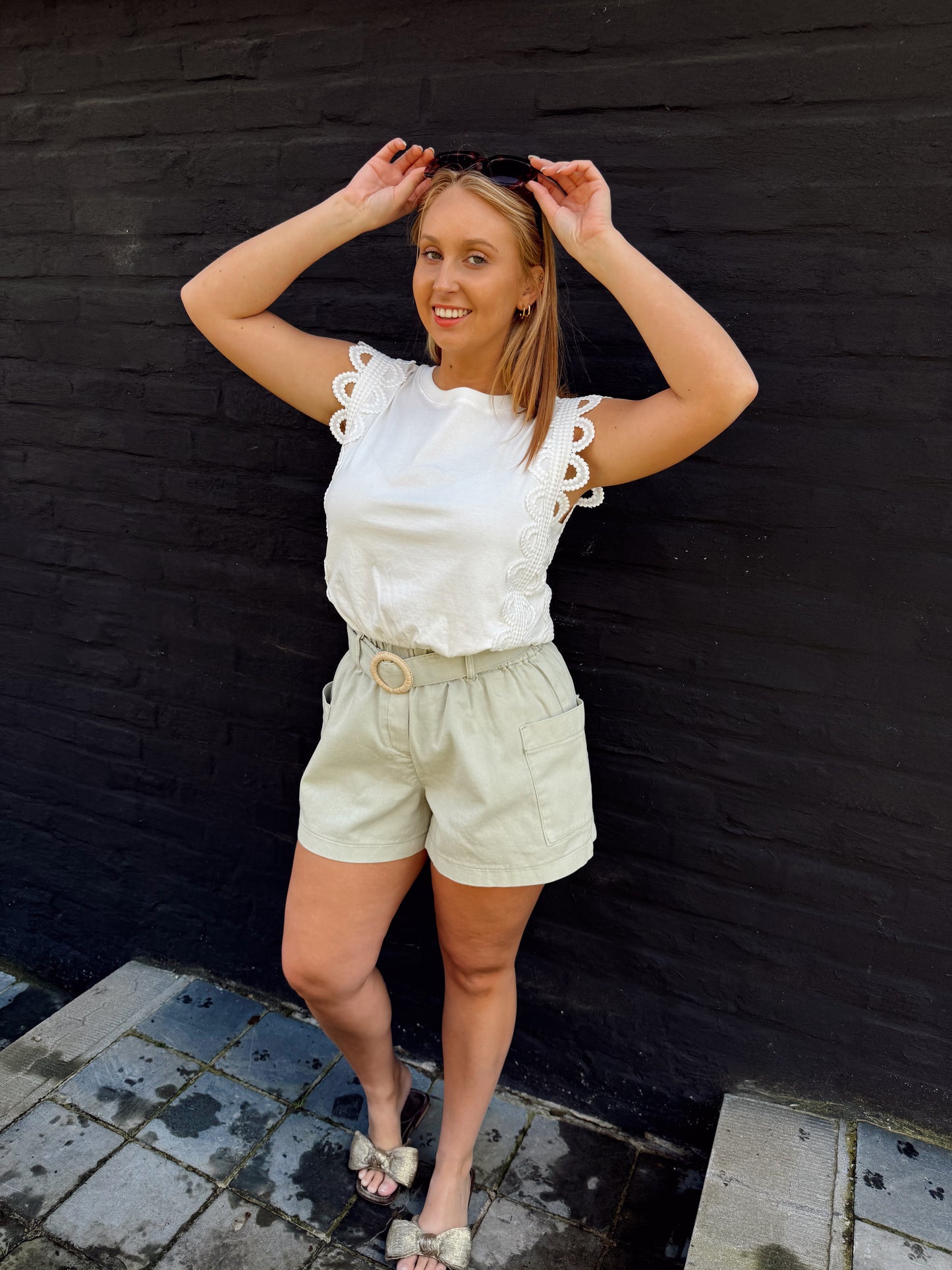 T-shirt met kanten mouwdetail van Choklate Paris