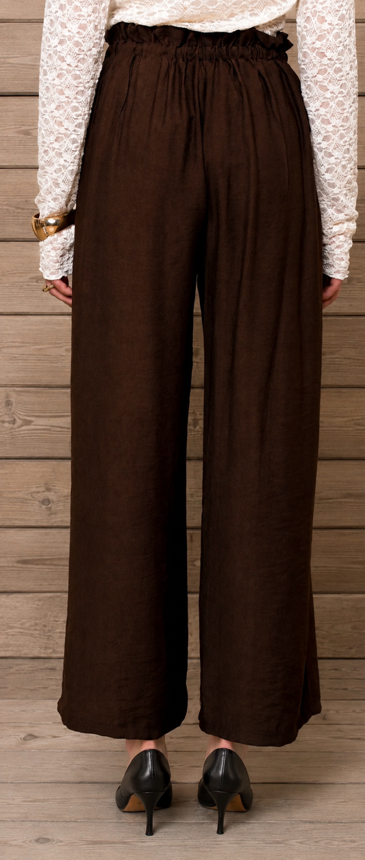 Bruine broek met touwtje