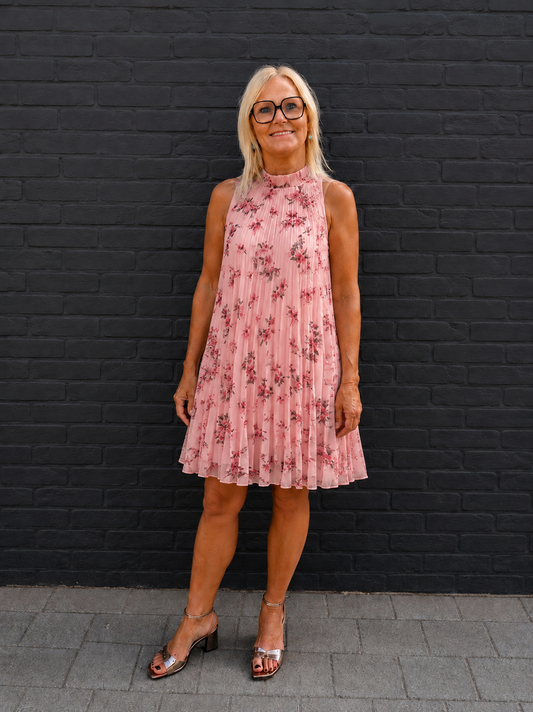 🎀 plooitjes-jurk