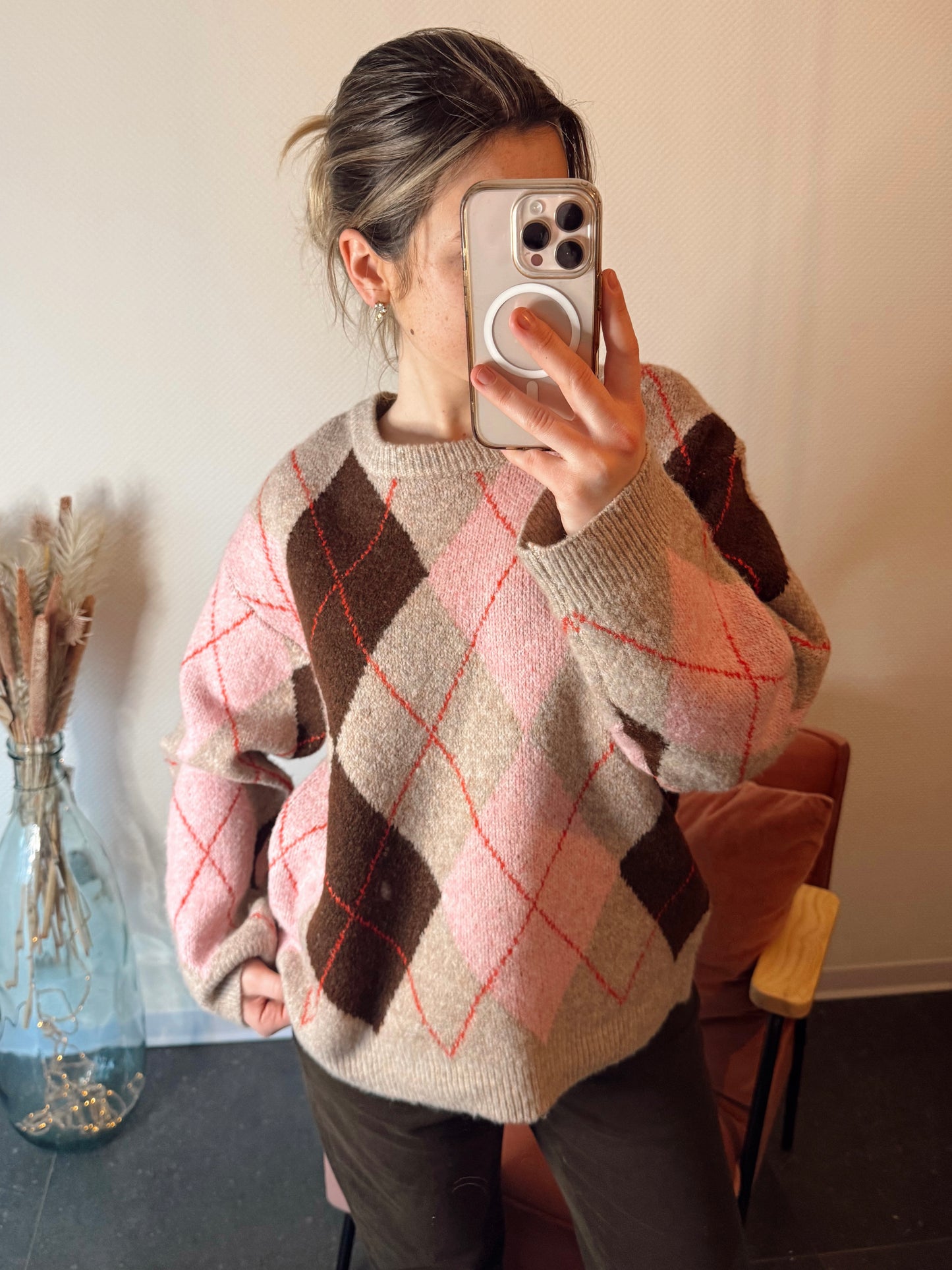 Trendy losse trui met ruitmotief